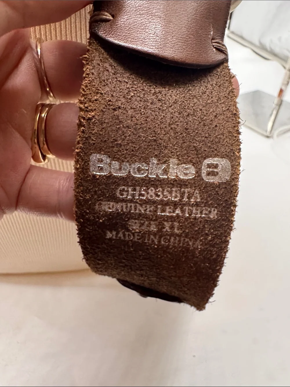 Buckle classic brown